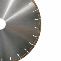 SS-BM068 OEM ODM Lame de scie circulaire diamantée segmentée de 350 mm (14 pouces) pour la découpe de marbre, dalles de pierre et blocs de carrelage