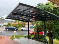 Cochera de Aluminio de Alta Calidad con Superficie Impermeable para Garaje y Estacionamiento