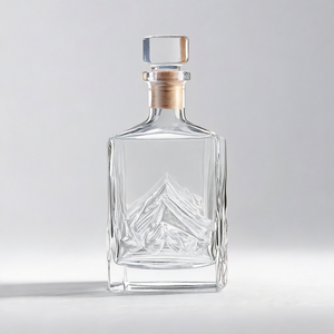 Bouteille de luxe 750 ml en verre super-cristallin en forme de volcan avec bouchon, vide, pour spiritueux, liqueur, whisky, brandy, carafe personnalisée, vente en gros directe usine - Product Image 5