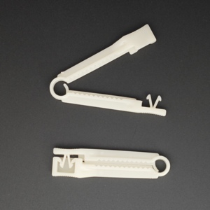 Pince de cordon ombilical en plastique jetable 58mm pour nouveau-né - Product Image 1