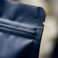 Pochette autoportante en PE laminé finition mate, résistante à l'humidité, avec fermeture éclair et encoche de déchirement pour l'emballage alimentaire refermable et le stockage de collations
