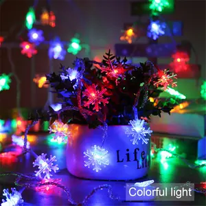 Peri ışıkları LED kar tanesi lamba dize Festoon noel ışıkları ağacı düğün ev dekorasyon Garland pil ile çalışan