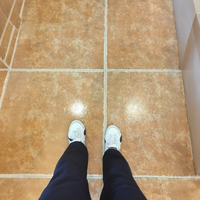 Agent Antidérapant Transparent à Base d'Eau pour Carrelage, Liquide Antidérapant pour Céramique, Porcelaine, Marbre, Pierre, Traitement Antidérapant pour Sols