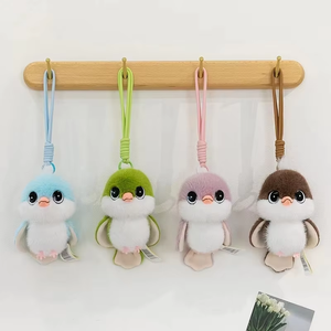 Llavero de Peluche con Forma de Animal Pequeño, Lindo Juguete de Peluche con Forma de Animal, Regalo Ideal para Niños y Niñas - Product Image 1