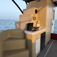 Bateau ponton en aluminium à double pont, pont spacieux, yacht écologique, design à deux niveaux, zone barbecue pour le tourisme et la pêche