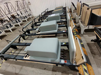 Reformer de Pilates de Aluminio Directo de Fábrica con Barra Deslizante para Pies, Equipo de Calidad Premium para Entrenamiento Comercial de Pilates