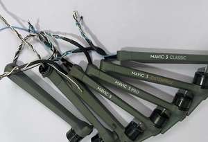 Coque de bras d'origine pour DJI Mavic3 /3 Pro/3T/3E bras de drone pièces de réparation de train d'atterrissage pour Mavic 3Classic <span class=keywords><strong>Cine</strong></span> - Product Image 6