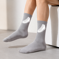 Chaussettes Réfléchissantes Anti-Bactériennes Personnalisées Haute Visibilité pour le Sport, Modèle Crew Bottom, Idéales pour la Course, le Cyclisme, le Fitness en Extérieur – Fabrication OEM