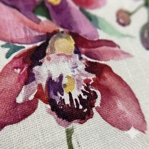 ผ้าพิมพ์ลายดิจิทัลวิสโคสเครปถักสีชมพูคุณภาพดีเยี่ยม เนื้อผ้านุ่มพลิ้วเบาสบาย เหมาะสำหรับตัดเย็บเสื้อผ้าฤดูร้อน - Product Image 6