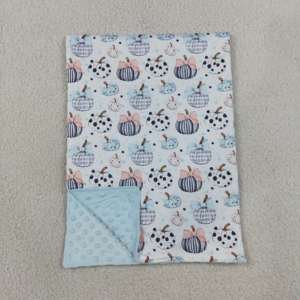 Ensemble de literie d'hiver en gros pour bébé : Couverture bleue imprimée animaux en bambou et bois biologiques et gigoteuse à manches longues pour enfant - Product Image 3