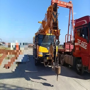 Grue mobile sur camion modèle XCT80 80T 2018, hauteur de levage 32M, capacité 25000kg, origine Shanghai, bon état de fonctionnement, moteur et pompe. - Product Image 3