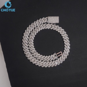 Collar Personalizado al por Mayor, Plata 925 con Baño de Rodio, Moissanita con Corte Baguette, Cadena Geométrica, Joyería de Lujo Unisex para Fiestas - Product Image 1