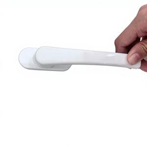 ידית חלון UPVC איכותית עם נעילה, מנגנון הטיה וסיבוב, וציר אבטחה גבוה, לשימוש במלונות מודרניים - Product Image 2