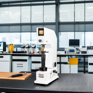 Durómetro Multifuncional de Alta Resistencia con Cuerpo de Hierro Fundido para Plantas de Tratamiento Térmico - Product Image 2