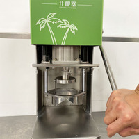 Machine de coupe d'épluchage de noix de coco tendre verte commerciale Machine d'ouvreur de noix de coco