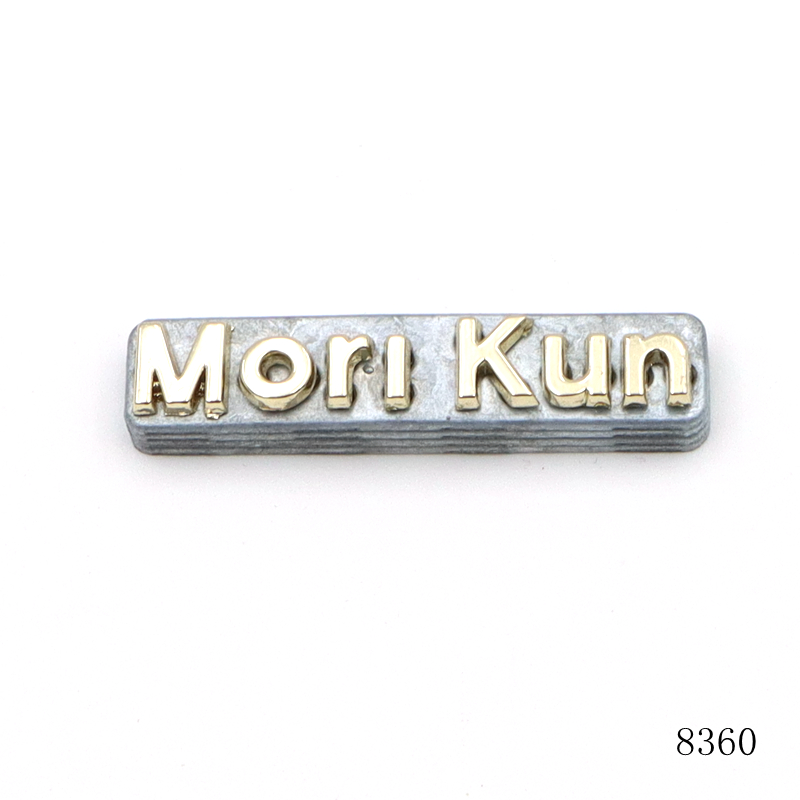 lámpara colgante dorada