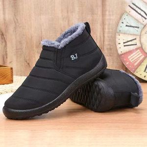 <span class=keywords><strong>Botas</strong></span> de algodón informales de invierno <span class=keywords><strong>para</strong></span> <span class=keywords><strong>hombre</strong></span>, zapatos de tela con aislamiento de felpa, suelas blandas y características de seguridad antideslizantes gruesas - Product Image 6