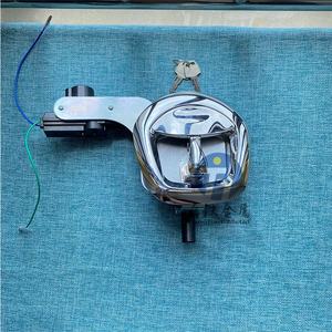 Cerradura Eléctrica con Manija de Cola de Ballena, Cromada, con Motores y Cierre Centralizado para Camioneta, Caja de Herramientas, Remolque de Caravana - Product Image 3