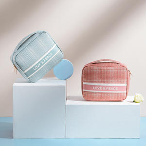 Bolsa de cosméticos Love & Peace, estuche de maquillaje portátil sellado de gran capacidad, bolsa de almacenamiento de viaje portátil - Product Image 4