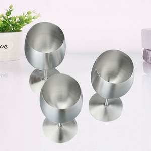 Flûte à champagne simple paroi en acier inoxydable 304 de qualité supérieure - Vaisselle élégante pour restaurants, KTV et cadeaux promotionnels - Product Image 3