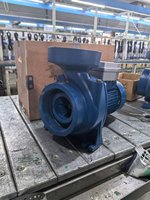 Pompe centrifuge auto-amorçante sans balais 108 V CC solaire de surface, débit 65 m³/h, hauteur de refoulement 10 m, 5 pouces, 1200 W pour l'irrigation et l'agriculture