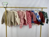 Vente en gros de pulls tricotés d'occasion pour enfants – Vêtements d'extérieur d'hiver confortables et chauds – Balles de friperie – Vêtements usagés pour enfants