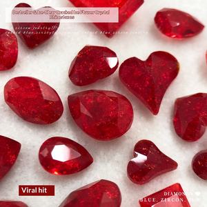 เพ้นท์เล็บลายดอกไม้สีแดงระยิบระยับแบบคริสตัลเพชรทรงไข่นกพิราบปลายแหลมแบบยาว - Product Image 5