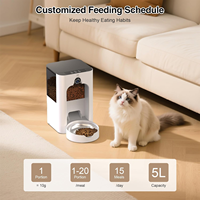 Distributeur automatique intelligent pour animaux de compagnie avec réservoir alimentaire visible en plastique de 5L, contrôle par application, enregistrement vocal, caméra HD réglable, double alimentation et jouet laser