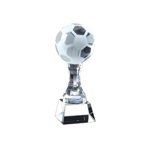 Trofeo di cristallo trasparente di calcio del trofeo della sfera di cristallo trasparente di calcio di modo personalizzato della fabbrica