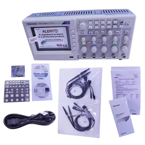 Oscilloscope numérique Tektronix TDS2024C, 4 canaux, bande passante de 200 MHz, fréquence d'échantillonnage en temps réel de 2 GS/s TDS2024C TDS2024C T - Product Image 1