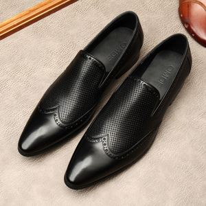 Zapatos Oxford de Cuero Genuino de Alta Gama para Hombre, para Oficina y Carrera Profesional, con Suela de Goma Antideslizante, Desodorantes y con Masaje - Product Image 1