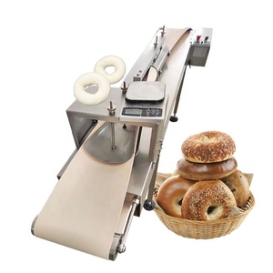 Macchina Semi-Automatica per Formare Cerchi di Pasta Macchina per Bagel Produttore di Bagel per Fabbriche di Pasticceria - Product Image 5