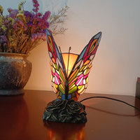 Lampe de table en verre teinté fait main de style européen, design papillon, base en résine, douille E14, LED, écologique, protection oculaire