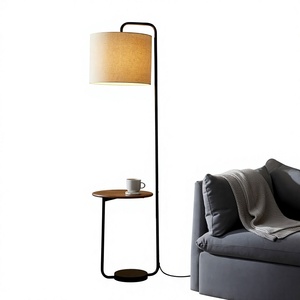 Lámpara de Pie Moderna de Madera con Estante Lateral, Lámpara LED con Pantalla de Tela para Sala de Estar o Dormitorio - Product Image 1