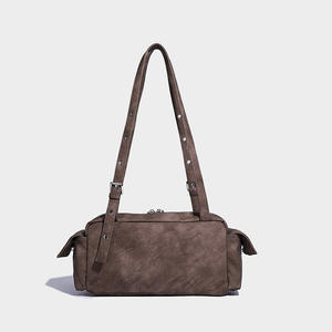 女包品牌奢华秋季流浪汉手提包女包大容量设计师时尚手提包耐用邮递员办公包 - Product Image 4