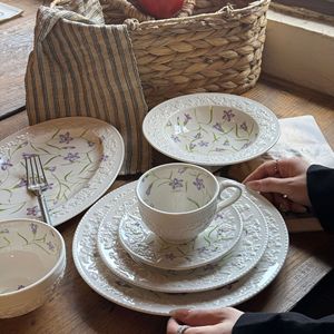 Service de vaisselle en céramique Lelyi, style <span class=keywords><strong>vintage</strong></span> romantique, décor floral en relief, compatible micro-ondes, assiettes, bols, assiettes à dessert et à soupe - Product Image 3