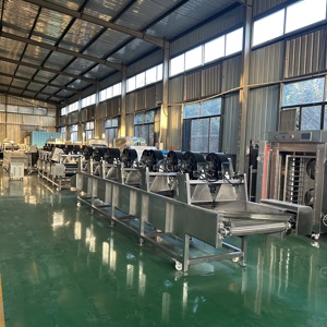 Máquina de limpieza de vegetales industrial grande semiautomática Motor de tecnología de burbujas de aire y componentes de núcleo de bomba para frutas - Product Image 6