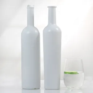White Bordeaux bottle custom glass liquor bottle manufacturer with 700ml 750ml 800ml