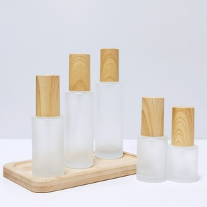 ชุดบรรจุภัณฑ์เครื่องสำอางบำรุงผิว ขวดแก้วแบบหยดเซรั่ม ขวดปั๊มโลชั่น และกระปุกแก้วสำหรับเครื่องสำอาง - Product Image 2