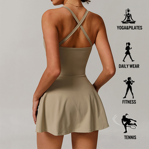 Robe de tennis sans manches pour femmes avec bretelles spaghetti, soutien-gorge intégré, polyester recyclé, respirante, pour yoga, golf, pilates, entraînement - Product Image 4