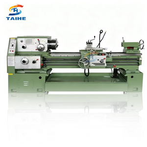 金属加工に使用される高精度かつ低コストC6132水平金属回転マニュアル旋盤 - Product Image 1