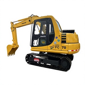 Excavatrice KOMATSU PC70 avec godet de terrassement d'une capacité de 0,2 m³, poids opérationnel de 7 tonnes, moteur Cummins, équipement de construction d'occasion - Product Image 1