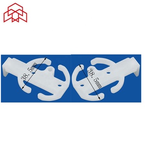 Fabricante profesional de madera corredera <span class=keywords><strong>armario</strong></span> puerta rodillo guía para puerta corredera guía de rodillos para puerta corredera - Product Image 5