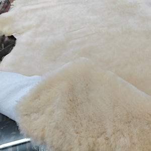 Whole Natrual Genuine Lamb Rug Sheep Hair Wool Sofa Carpet Real <strong>Fur</strong> for Car Seat Cover - Product Image 5