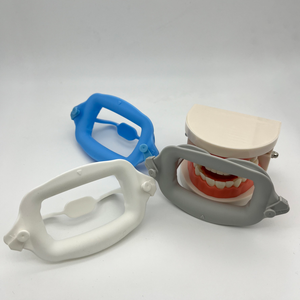 Orthodontic <b>Large</b> Comfort Zoom Teeth Whitening Lip Tongue Silicone Cheek Retractor Reusable Food Grade Multi-Purpose Accessory - Product Image 2