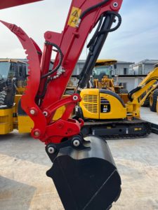 Excavadora de cadenas Kubota KX057-4 usada de primera calidad, potencia Kubota original, bajo consumo de combustible, sin accidentes graves, bien mantenida. - Product Image 3