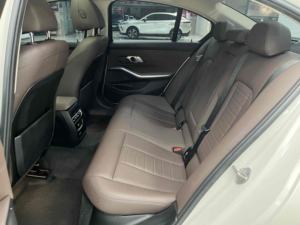 Sedán de gasolina de lujo <span class=keywords><strong>BMW</strong></span> 325i <span class=keywords><strong>M</strong></span> Sport <span class=keywords><strong>Edition</strong></span> 2,0 T 184HP L4 de automóviles usados al por mayor - Product Image 4