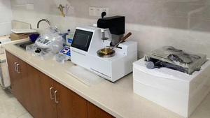 Centrífuga de Laboratorio de Sobremesa de Baja Velocidad para Pruebas de Aceite - Product Image 6