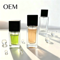 Flacons de parfum en verre rectangulaires OEM personnalisés 30ml/50ml/100ml avec pulvérisateur, couleur personnalisée, marquage à chaud, personnalisation rapide en 3 jours