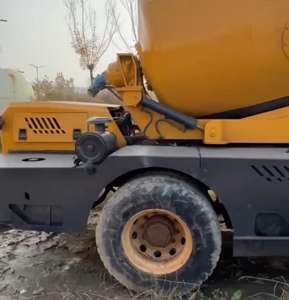 Camion auto-mélangeur d'occasion en vente, bon état et bon prix, camion à roues - Product Image 2